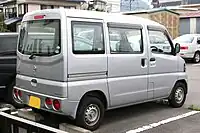 Nissan Clipper rear view