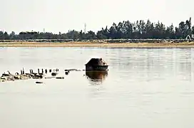 Naba' El-Hamra Lake