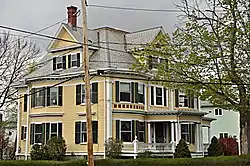 House at 511 Watertown Street