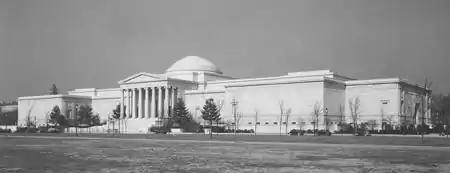 The West Building soon after construction, looking southeast from the National Mall