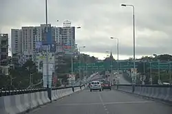 Ultadanga Flyover ending on VIP Road in Dakshindari, Lake Town