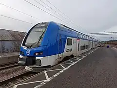 Trainset arriving at Örbyhus station, UL Dosto/ER1