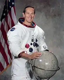 Official_NASA_portrait_Charles_Moss_Duke_Jr