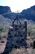 Side view of the monument.