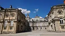 Patio de la Herradura courtyard