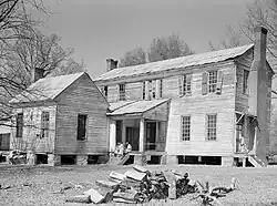 Sandy Hill Plantation (Pettway Plantation) built circa 1816.