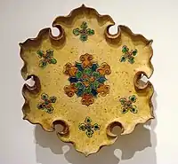 "Offering plate" with sancai  with six eaves and "three colors" glaze, 8th century.