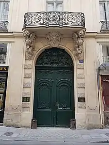 Door of the Hôtel de Chenizot, Paris, by Pierre Vigné de Vigny, 1719