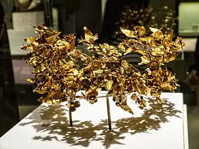 Gold funeral wreath of Queen Meda, Philip II's sixth wife