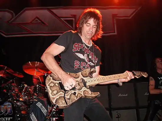 Ratt Rams head Live 2010 "Warren DeMartini" " Ratt" (4586600070).jpg