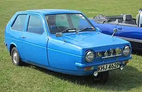 Reliant Robin 3-wheeler car.