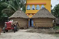 Traditional arrangement for stocking rice