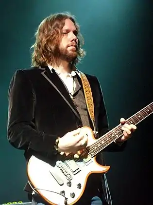 Rich Robinson (Black Crowes).jpg