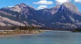 Roche à Bosche (left) and Roche Ronde (right) with Athabasca River