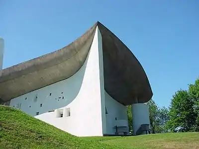 The chapel of Notre-Dame-du-Haut in Ronchamp (1950–1955)