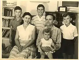 Shmuel Ben-Artzi with his family in 1960.