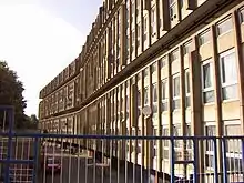 Robin Hood Gardens, London: lesene-shaped formation on the supporting wall in the Plattenbau style