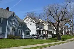 Residential neighborhood along Vine Street