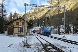 station building, winter view (2014)