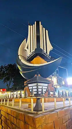 A sculpture situated at the Zero point of Chhagalnaiya town