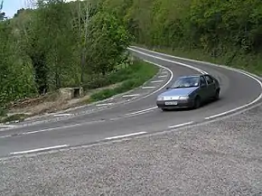 Steep bend on Sutton Bank - geograph.org.uk - 801761.jpg