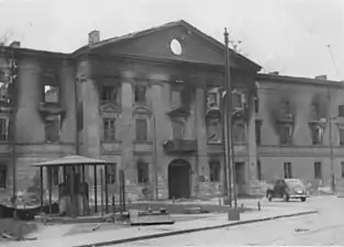 NARA copy #1, IPN copy #1The building of the former Jewish CouncilJudenrat (Jewish Community Council) at Zamenhofa 19