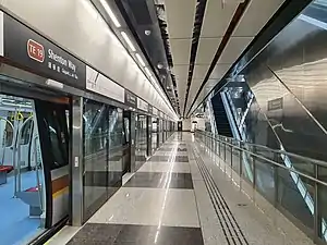 A Kawasaki Heavy Industries & CRRC Qingdao Sifang T251 at Platform A of Shenton Way MRT station