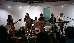 The Ransom Collective performing at A Space, Greenbelt, Makati in 2016.Left to right: Leah Halili, Muriel Gonzales, Redd Claudio, Kian Ransom, Jermaine Choa Peck, Lily Gonzales.