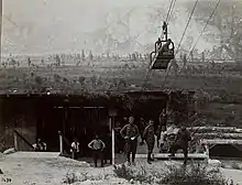 Talstation. Auslaufender Wagen.Seilbahn 62. (BildID 15643742).jpg