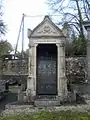 Tomb of the Picard-Hauser family.