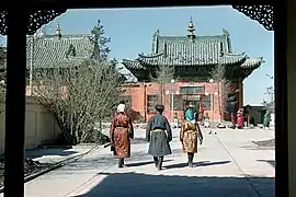 Vajradhara Temple (1841) in the center, Zuu Temple (1869) on the left, connected by a passage built in 1945–1946