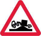 Risk of grounding at level crossing ahead