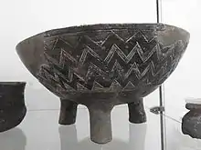 Tripod footed bowl, Bell Beaker culture