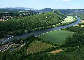 A general view of Montferrand-le-Château