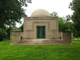 Wainwright Tomb