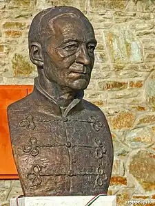 Albert Wass statue in Szarvas, Hungary (2006)