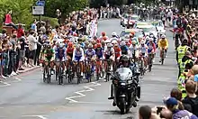 The peloton in southwest London, near the beginning of the women's road race