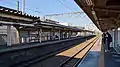 The platforms viewed from the south end of platform 2 in January 2016