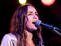 Day performing in 2017